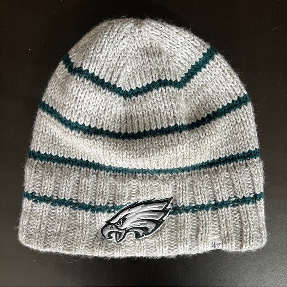 💚🦅 Philly Eagles ‘47 Beanie - Picture 1 of 3
